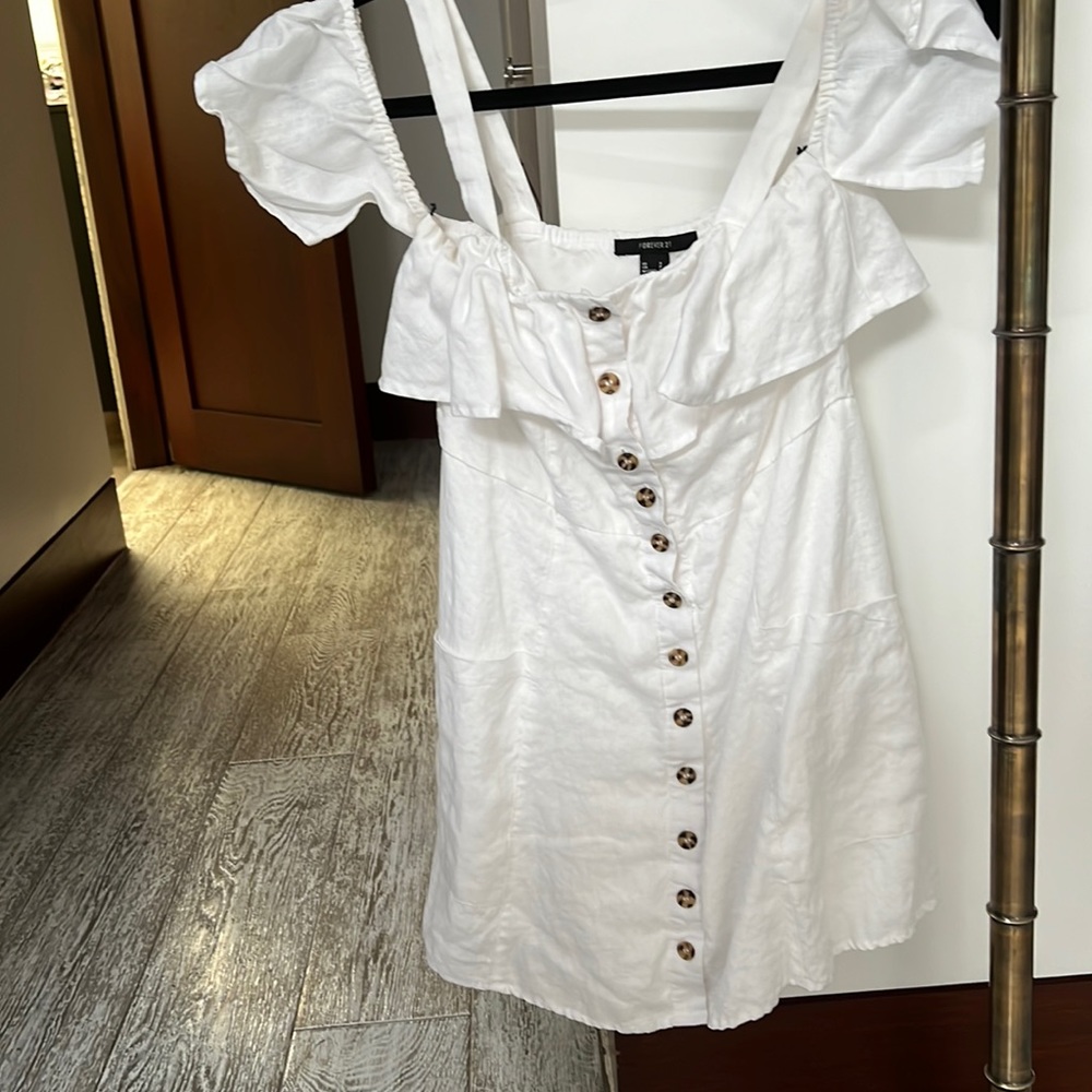 Forever 21 dress size small.